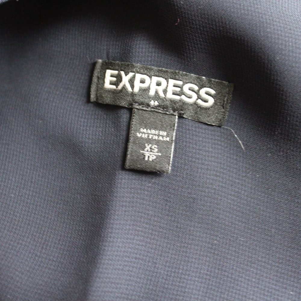 Express Tank Top - Picture 3 of 3